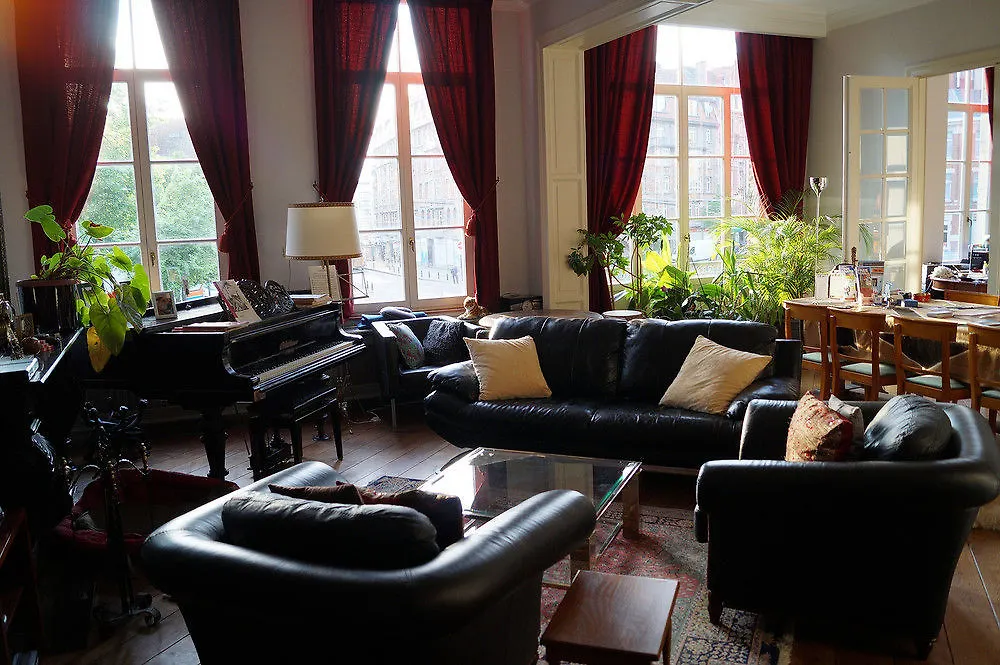 The Captaincy Guesthouse Brussels