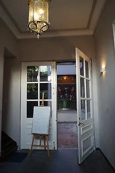 The Captaincy Guesthouse Brussels 3*,