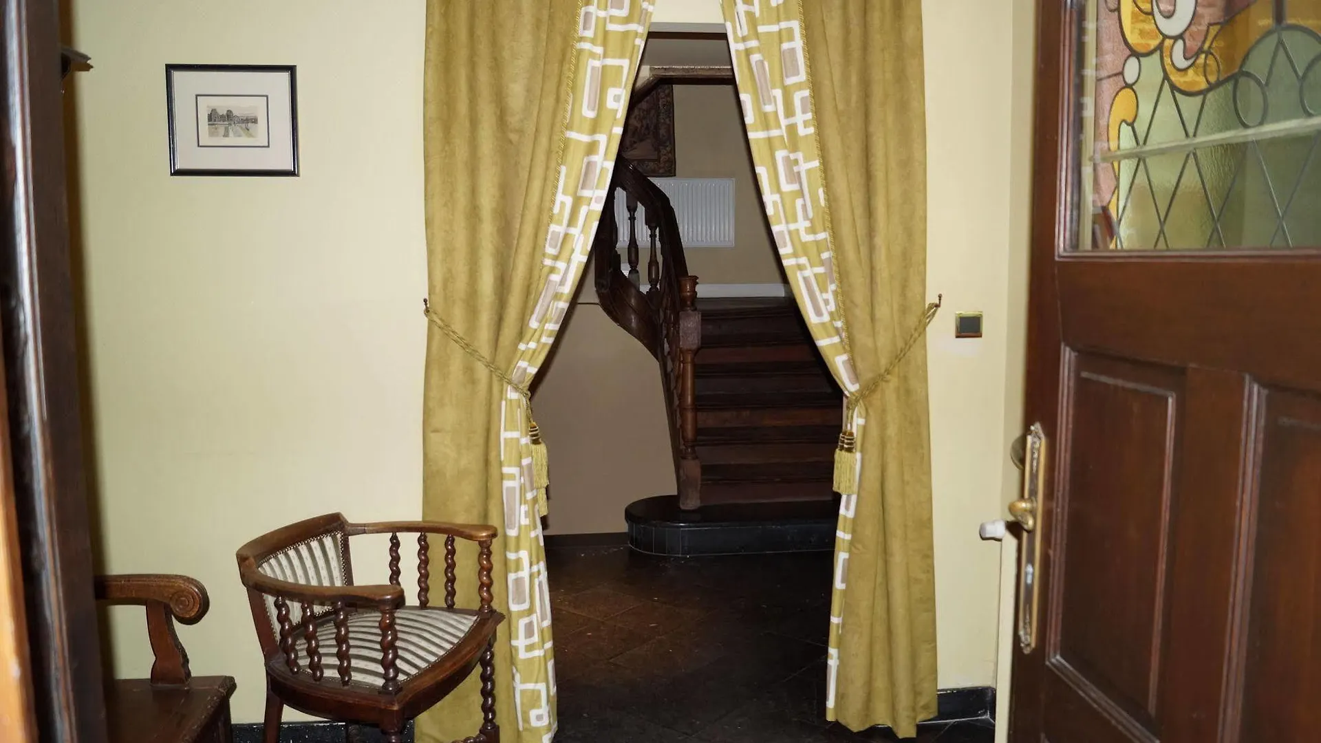 The Captaincy Guesthouse Brussels Hotel