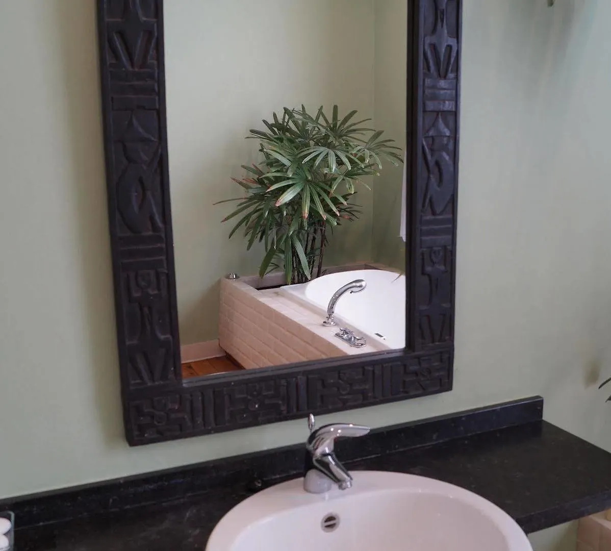 The Captaincy Guesthouse Brussels Hotel