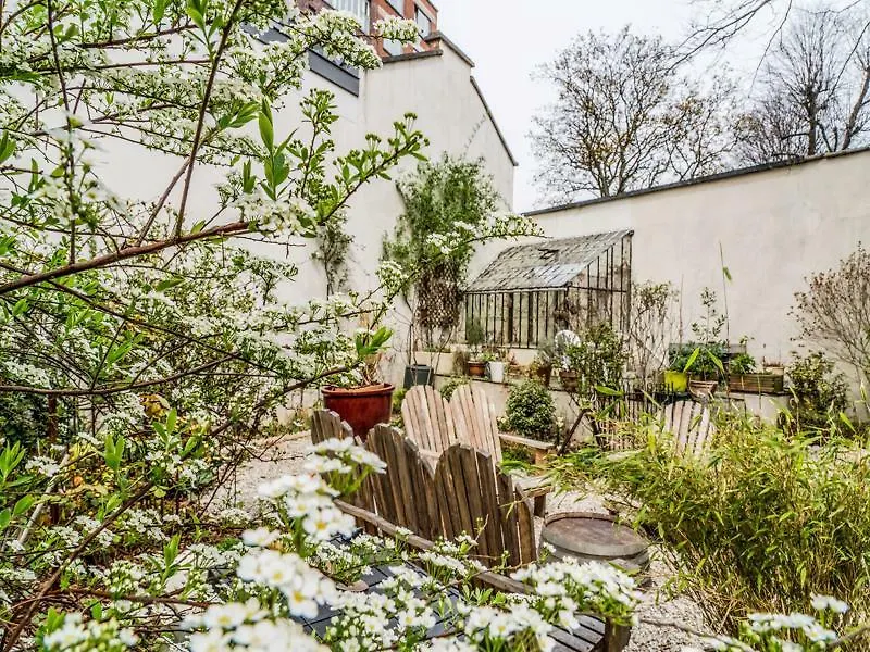 The Captaincy Guesthouse Brussels